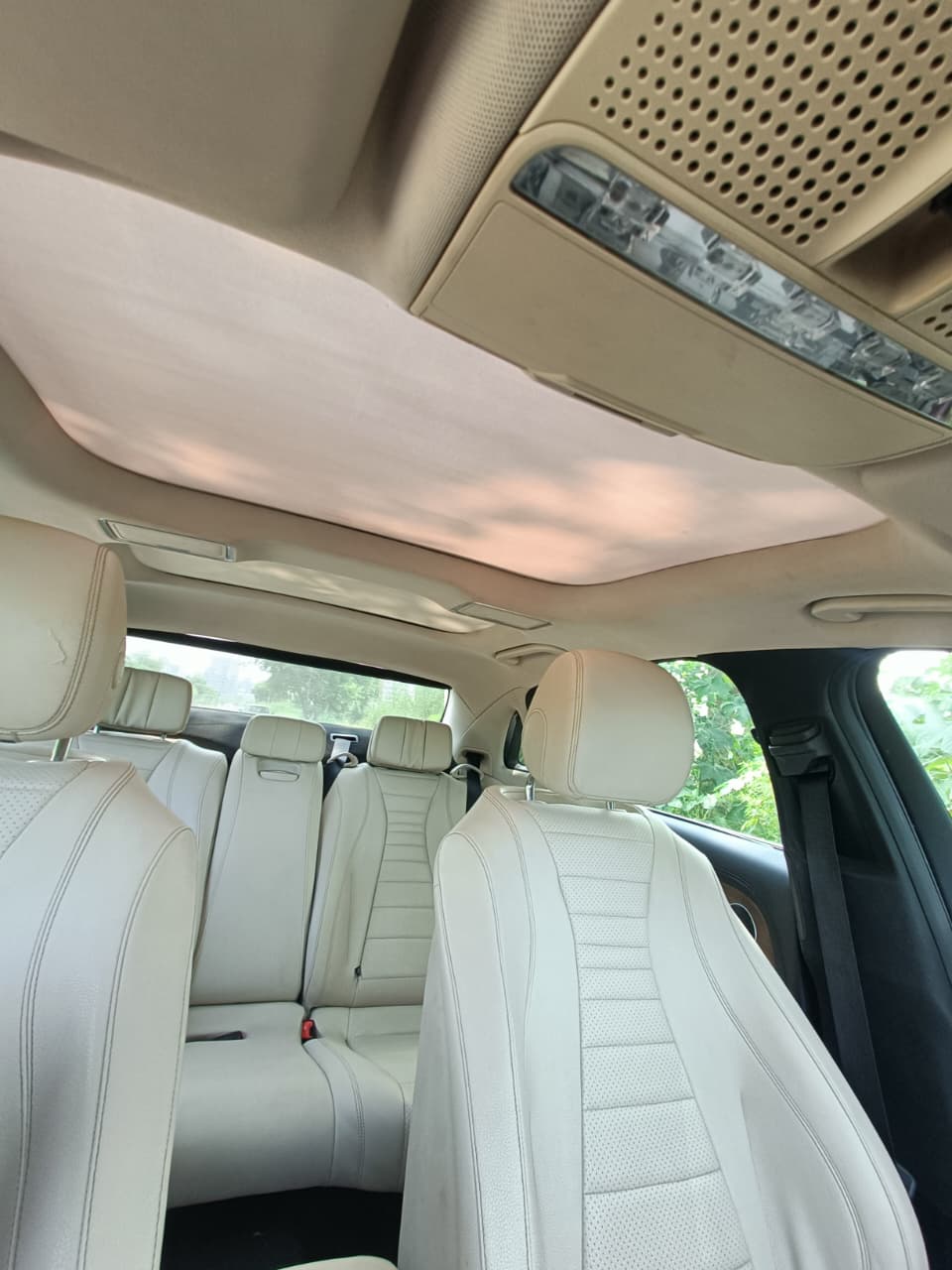 Mercedes-Benz E 220 D image 11