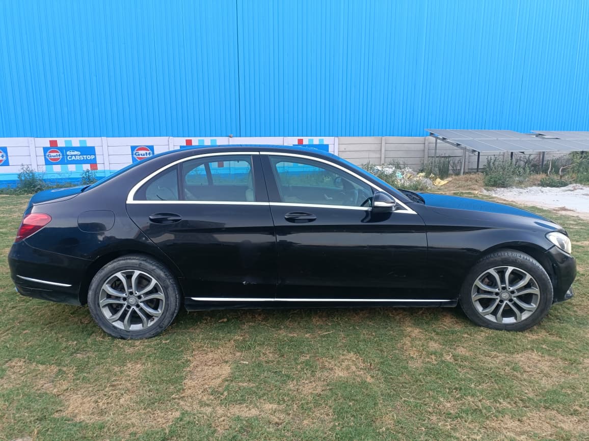 2015 Mercedes-Benz C 200 image 6